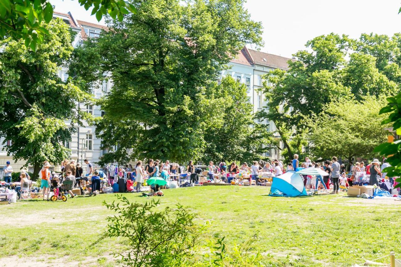 Spacious Apartment In Hemholtzkiez Prenzlauer Berg For 8 People Hiddenseer Berlin Luaran gambar